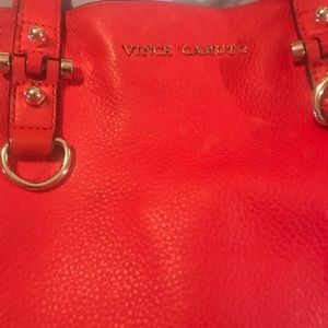 VINCE CAMUTO RED LEATHER SHOULDER BAG